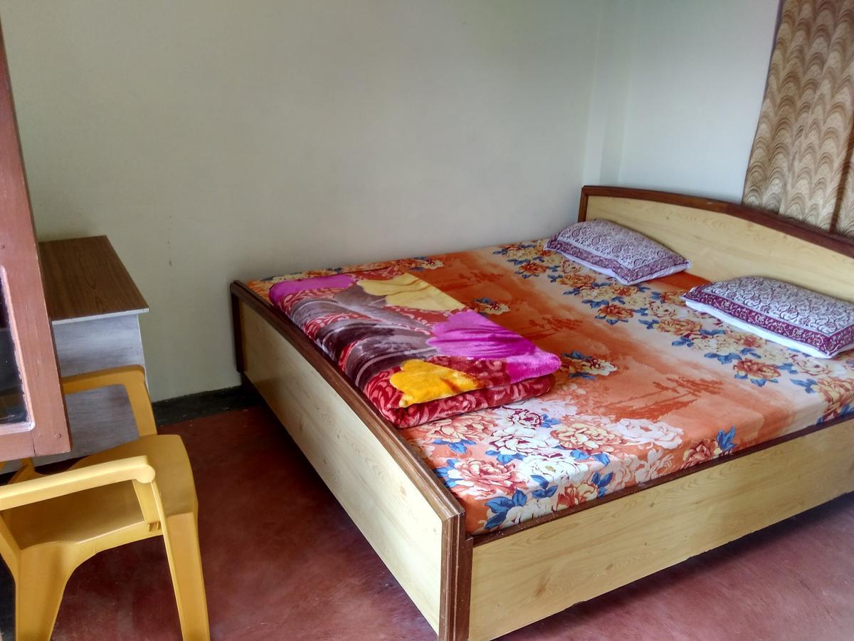 Maa Ananda Mayee Guest House Бинсар Экстерьер фото