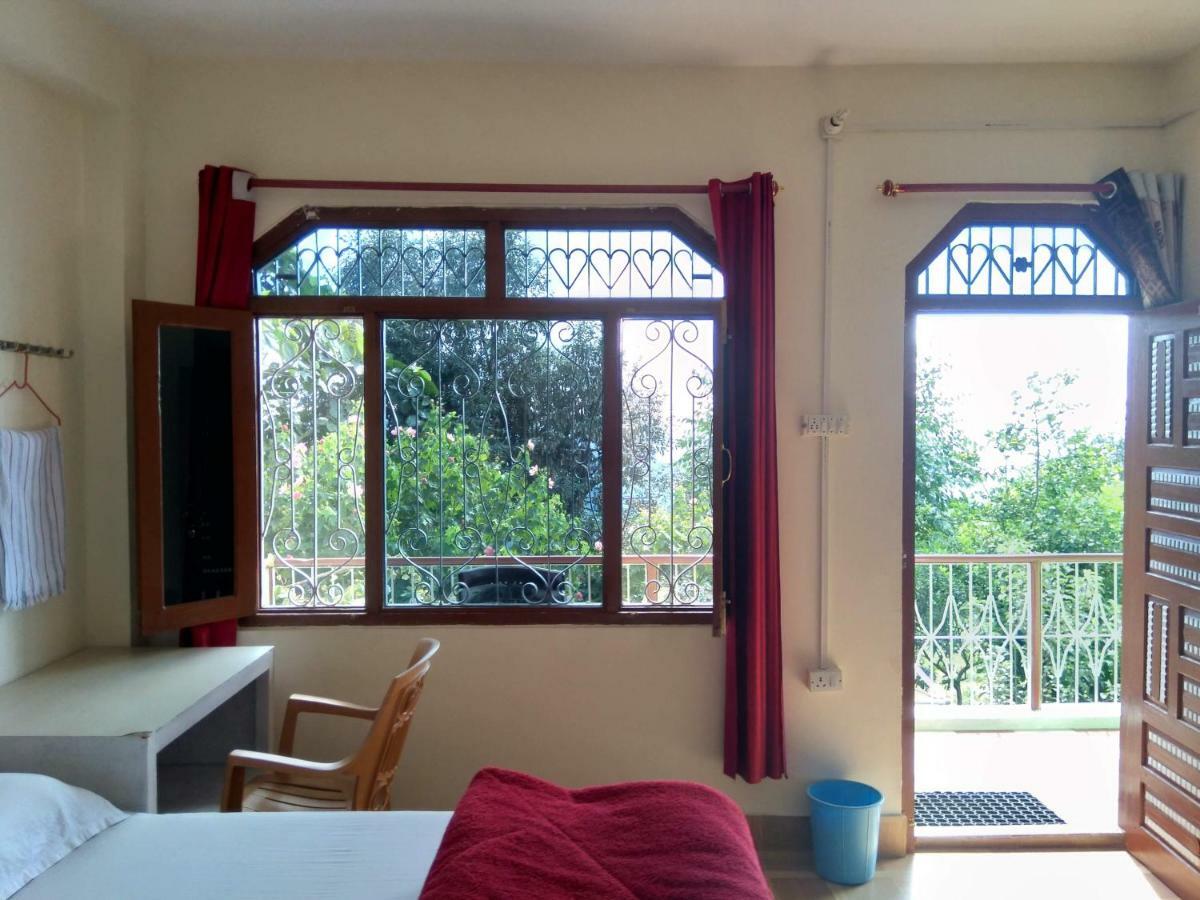 Maa Ananda Mayee Guest House Бинсар Экстерьер фото